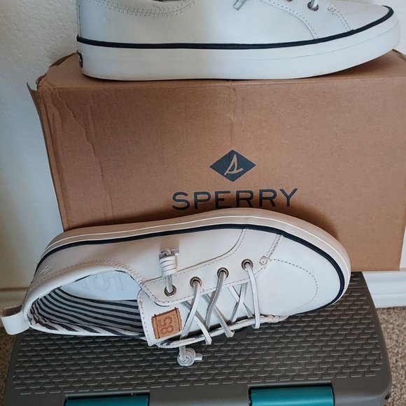 SPERRY Leather Sneakers Sz 8M *NEW- NEVER WORN* - Picture 7 of 13